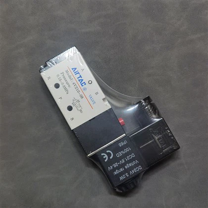 एआईआरटीएसी सोलेनॉइड वाल्व 4 वी120-06 म